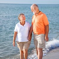 SeniorCoupleBeach2 SeniorCoupleBeach2