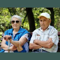 SeniorCoupleBored2
